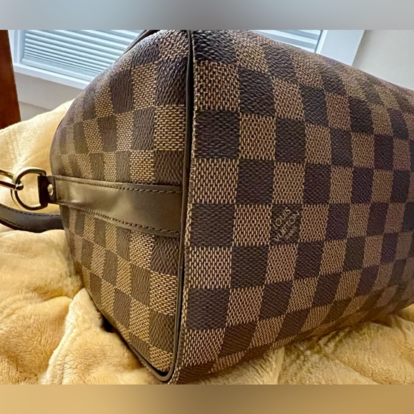 Authentic Louis Vuitton Damier Ebene Canvas Speedy 25 Bandouliere - Picture 15 of 16